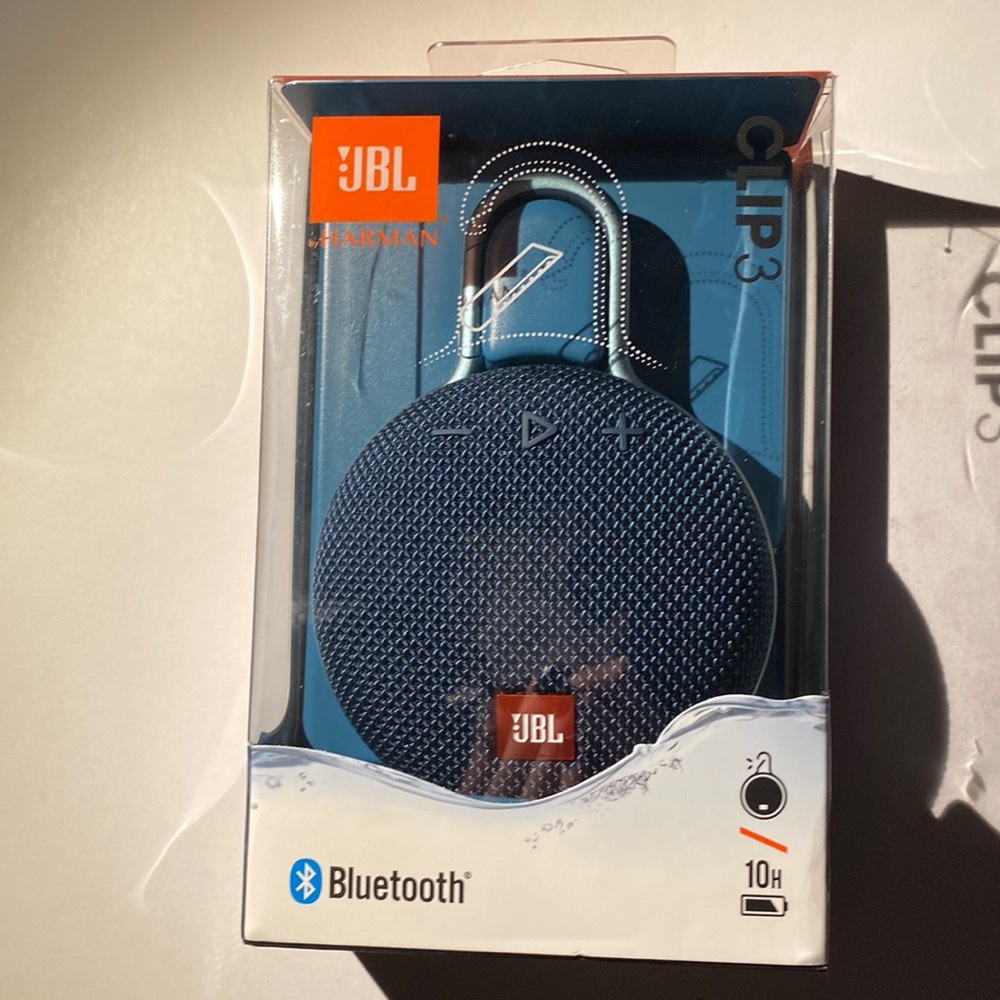 JBL Clip 3 Bluetooth Speaker